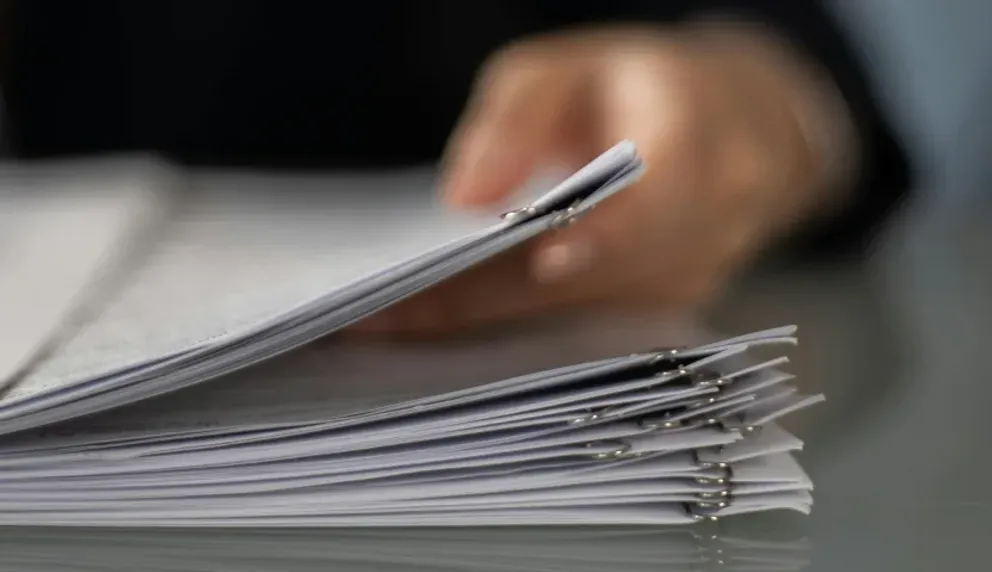 Compliant contracts, no risk